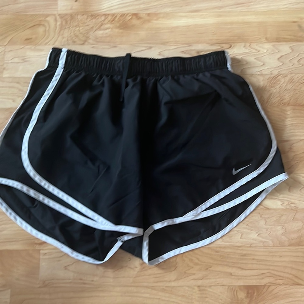 NIKE Running Short